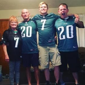 Meet your Posher, Derek